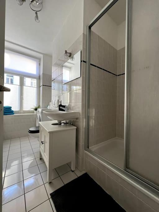 R&L Apartment Karl-Heine-Strasse Og Leipzig Bagian luar foto